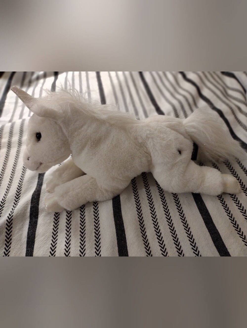 FAO Schwarz White Plush Unicorn Stuffed Animal